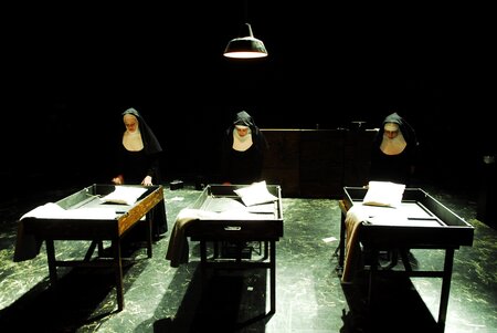 THE CONVENT by Jo Strømgren Kompani. On picture: Guri Glans, Ulla Broch, Gunhild Aubert Opdal.